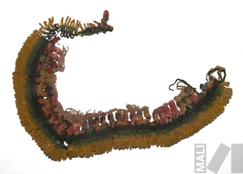 Adorno tridimensional en forma de aves y plantas