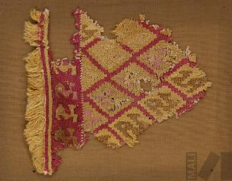 Fragmento de paño con diseño de aves