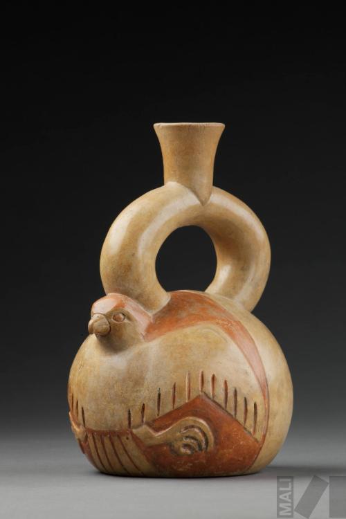 Botella con representación de ave