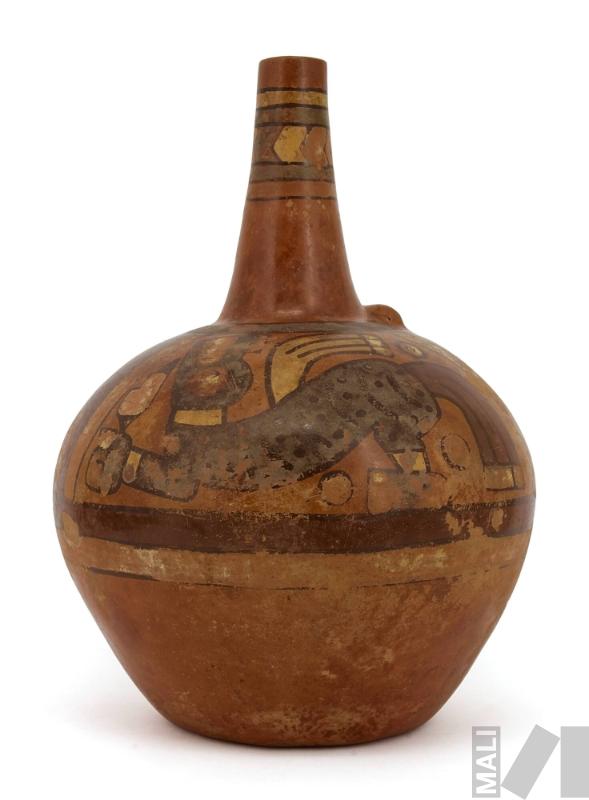 Botella con representación de felino alado y motivos de chevrones