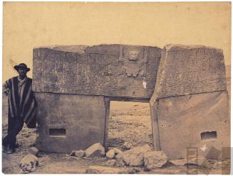 Bernardi en la Puerta del Sol, Tiahuanaco