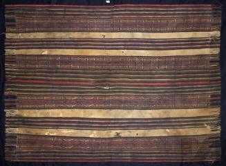 Unku con diseños geométricos listados