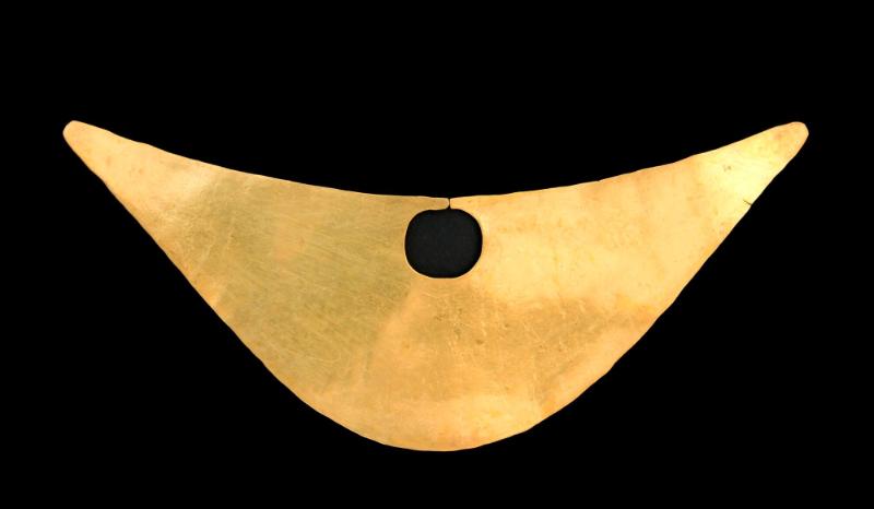 Nariguera de forma ovalada