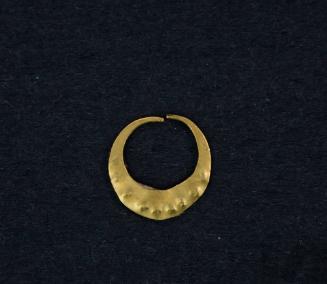 Nariguera de forma semi circular