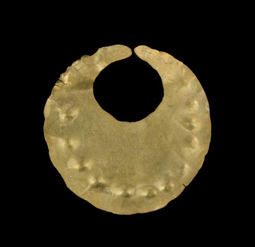 Nariguera de forma semi circular