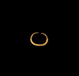 Nariguera en miniatura de forma semi circular