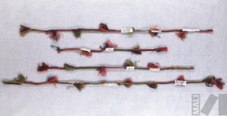 Cinta polícroma con flecos