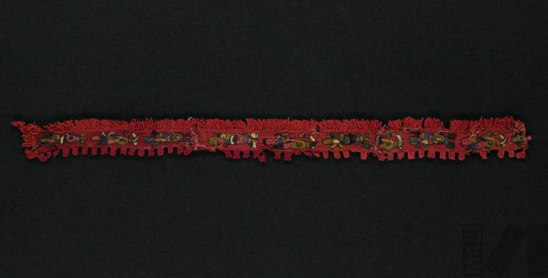 Fragmento de cinta con diseño de aves