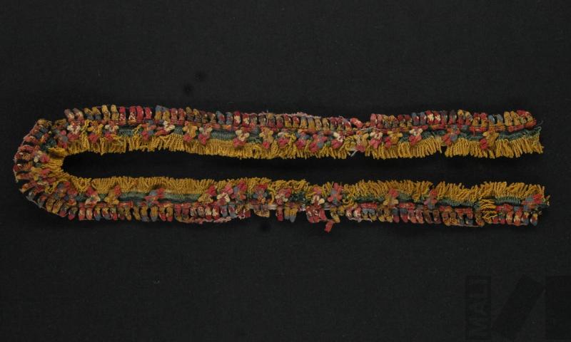 Adorno tridimensional en forma de plantas y frutos