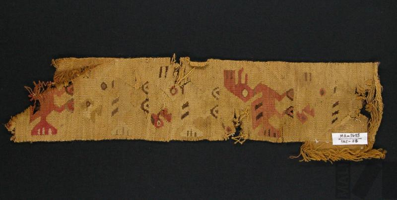 Fragmento de banda con diseños de aves