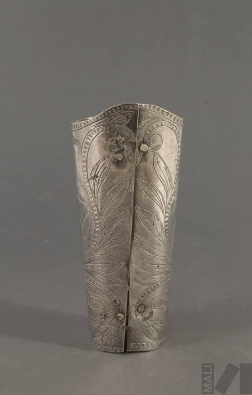 Par de mangas. Traje para escultura de Virgen María