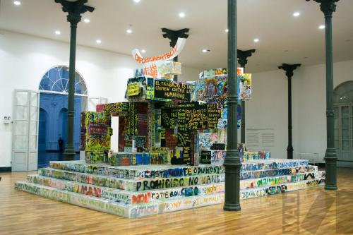 Monumentos 
vandalizables: Abstracción de poder 3
