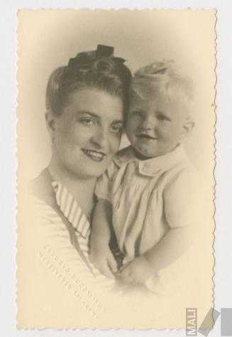 Mario Luis Canesa y su madre, Irma Zinhobl
