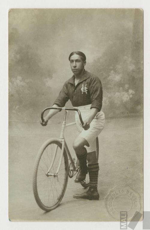 Retrato de ciclista, Huancayo