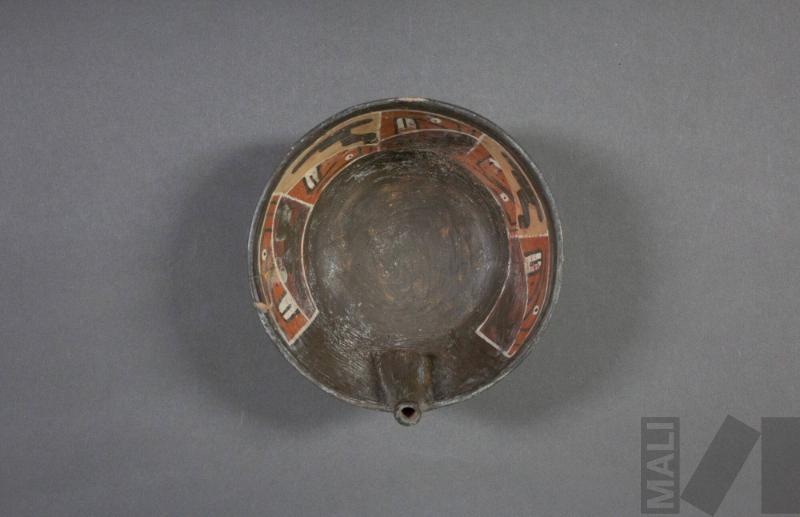 Cuenco con vertedera