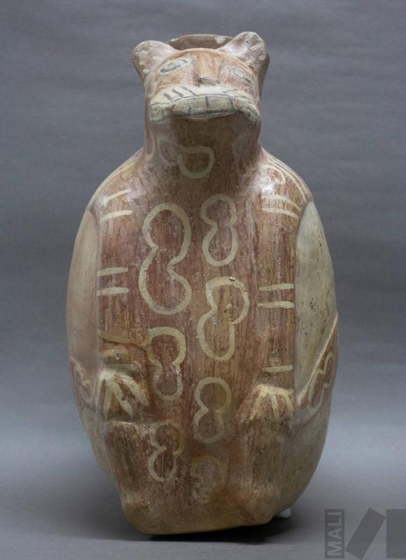 Vasija en forma de felino