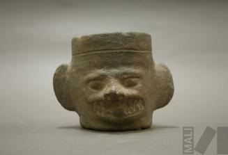 Matriz para molde de cuello