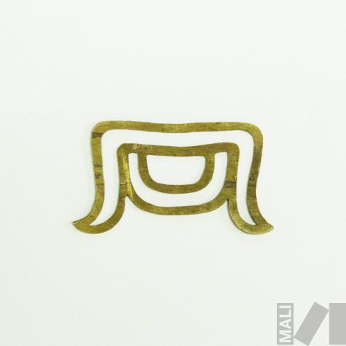 Prototipo para diseño de joyería con representación de colmillos de felino