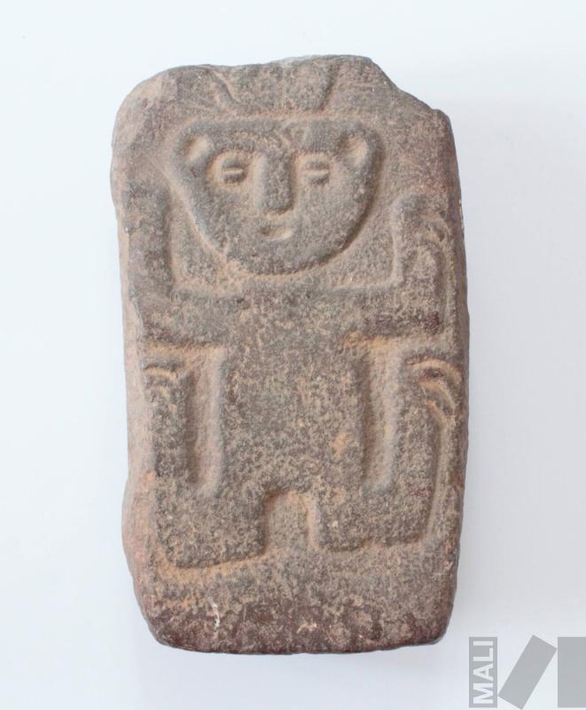 Bloque con representación de una criatura híbrida