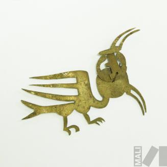 Prototipo para diseño de joyería que representa a un ave, con dos piezas adheridas