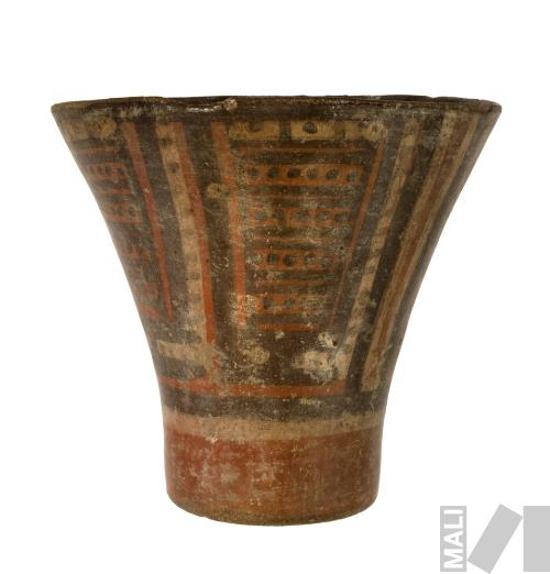 Vaso con diseños geometricos