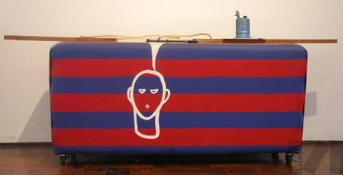 Antisofá II (Casari y Covarrubias unidos en una sola mente)
